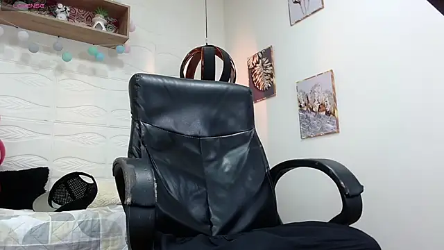 DmitriSanders online show from 02.15.25