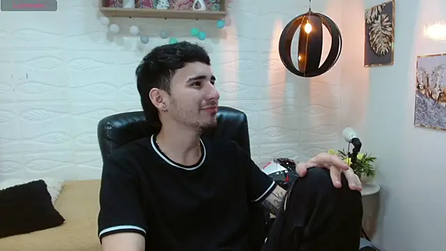 DmitriSanders online show from 03.20.25