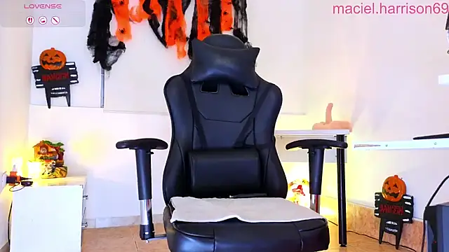 MacielHarrison online show from 10.18.25