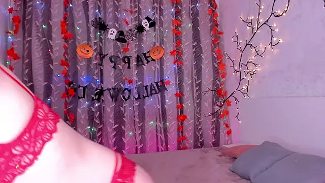 space cowgirl online show from 11.18.25