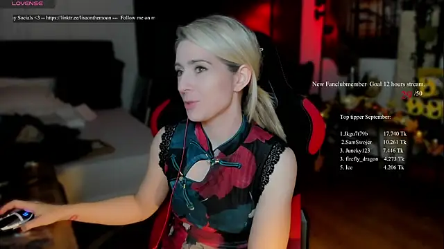 Lisaonthemoon online show from 09.28.25