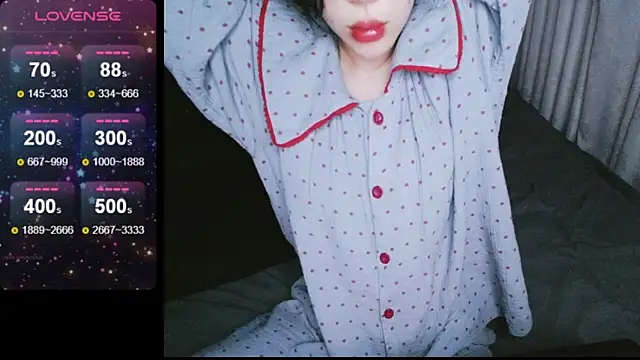  Viviann  online show from 12.02.24