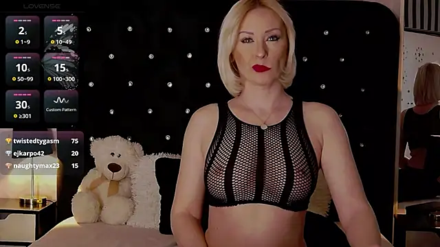 OliviaShaw23 online show from 02.21.25