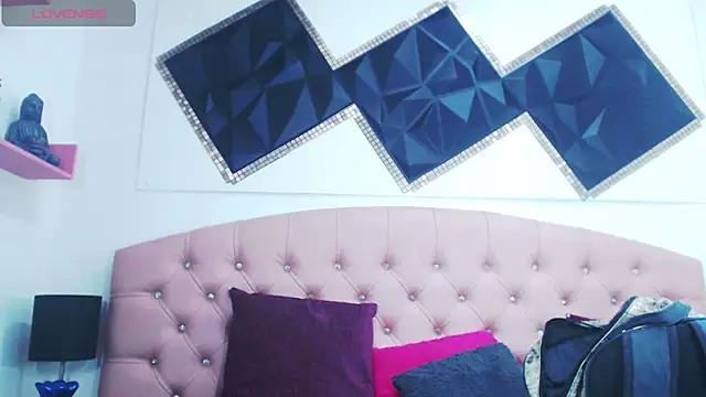 Snapshot of andrea_safeira_doll chatting on 03.03.25 andrea safeira doll online show from 03.03.25