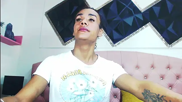 Snapshot of andrea_safeira_doll chatting on 09.21.25 andrea safeira doll online show from 09.21.25