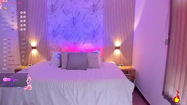 Leah Grey online show from 02.13.25