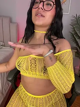 Snapshot of Gytha_davis chatting on 01.09.25 Gytha davis online show from 01.09.25