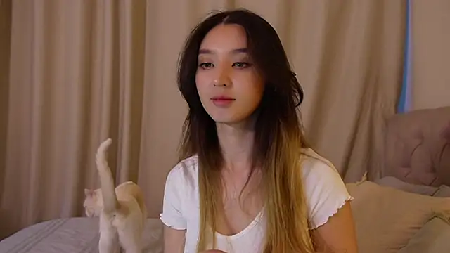 Sarasuo1 online show from 12.02.24