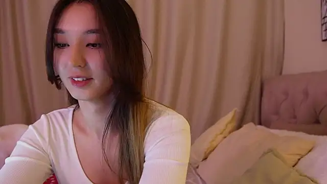 Sarasuo1 online show from 12.11.24