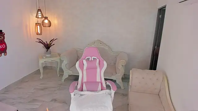 Snapshot of shantallknowless chatting on 02.27.25 shantallknowless online show from 02.27.25