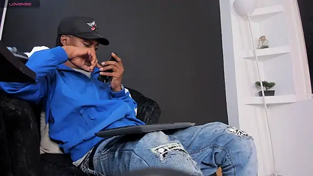 BRYXXXON1 online show from 01.15.25