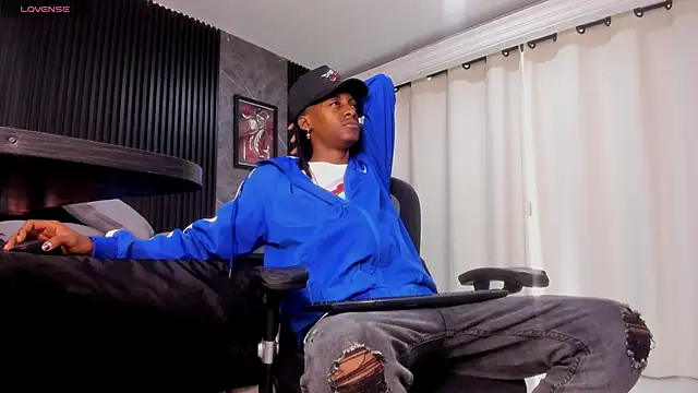 BRYXXXON1 online show from 01.28.25