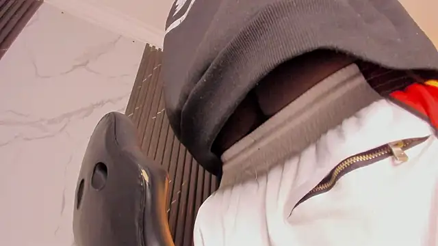 BRYXXXON1 online show from 02.23.25