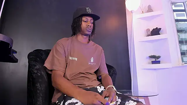 BRYXXXON1 online show from 03.22.25