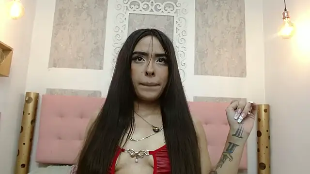 Cloeandtyfanny online show from 03.07.25