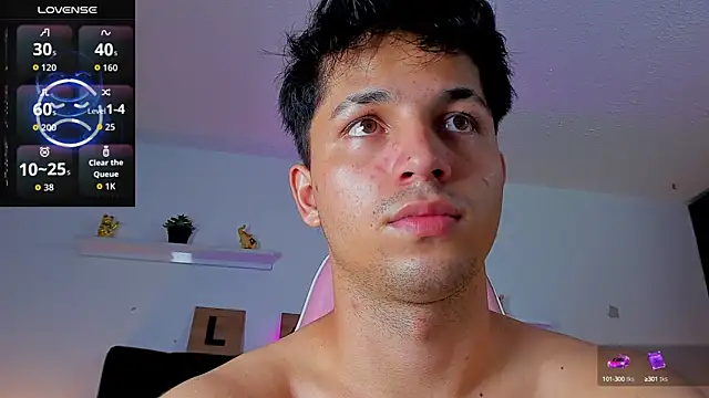 Issac james  online show from 09.11.25