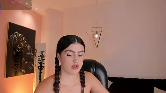 PaulinaSantos  online show from 07.10.26