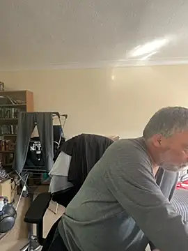 LondonTeffy online show from 10.02.25