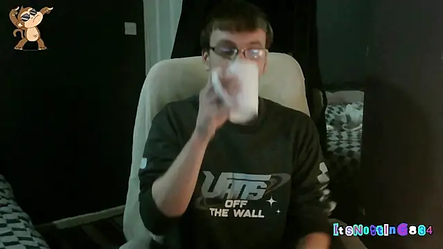 Snapshot of Itsnotting834 chatting on 02.12.25 Itsnotting834 online show from 02.12.25