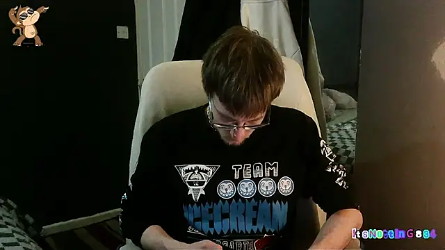 Snapshot of Itsnotting834 chatting on 03.18.25 Itsnotting834 online show from 03.18.25