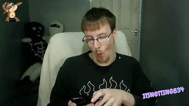 Snapshot of Itsnotting834 chatting on 10.01.25 Itsnotting834 online show from 10.01.25