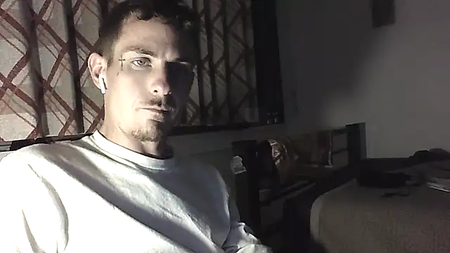 Snapshot of Paulhenry chatting on 10.01.25 Paulhenry online show from 10.01.25