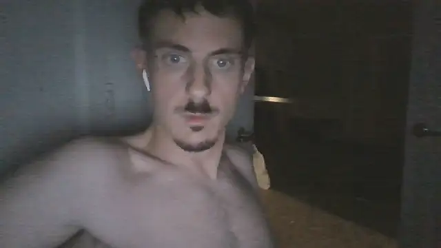 Snapshot of Paulhenry chatting on 11.26.25 Paulhenry online show from 11.26.25