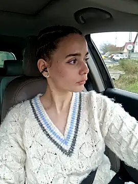 SophieCharm online show from 11.26.25