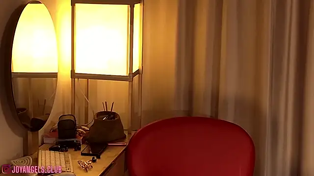 SophieCharm online show from 06.20.26