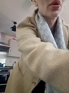 SweetMonicaUK online show from 03.18.25