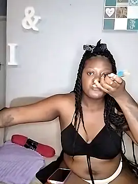 Snapshot of TheDoubleTrouble18xxx chatting on 01.11.25 TheDoubleTrouble18xxx online show from 01.11.25