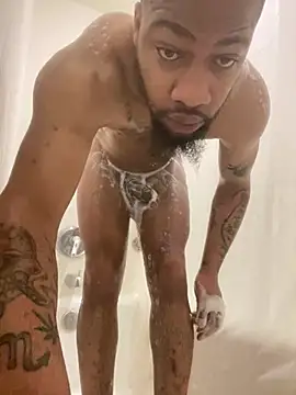 Snapshot of curvedicbandit6_2 chatting on 03.19.25 curvedicbandit6 2 online show from 03.19.25