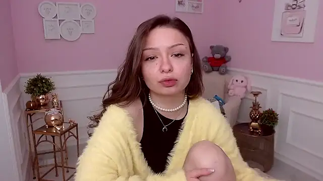 LucySkilar online show from 03.03.26