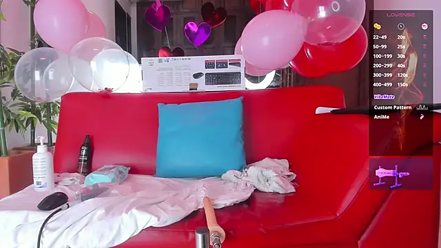 Snapshot of Maximo__ chatting on 02.13.25 Maximo online show from 02.13.25