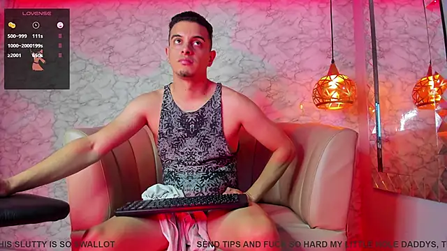 Snapshot of Maximo__ chatting on 11.25.25 Maximo online show from 11.25.25