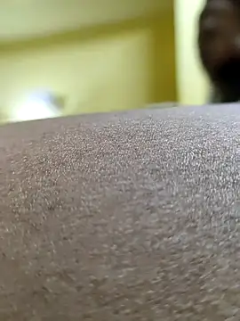 Brown Munda047 online show from 10.04.25