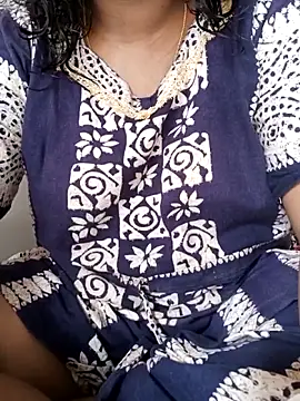 Snapshot of Sexy_rosyyyy chatting on 11.01.25 Sexy rosyyyy online show from 11.01.25