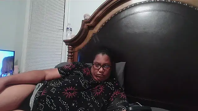 ebonyred online show from 11.27.25