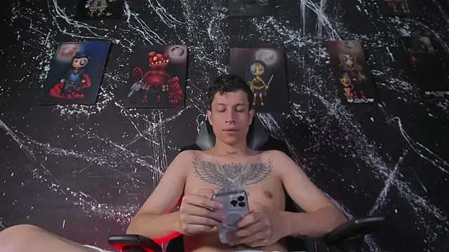 Snapshot of AgarEvans chatting on 02.13.26 AgarEvans online show from 02.13.26