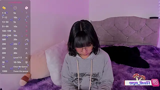 arysUwU online show from 09.10.25