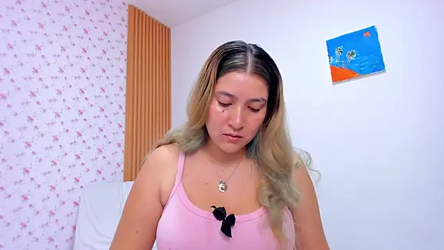 Soyqueen online show from 04.17.26