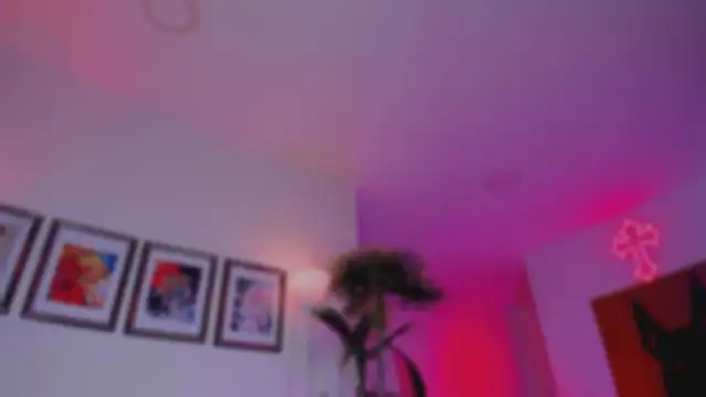 Snapshot of Taylor__foxxx chatting on 10.25.25 Taylor foxxx online show from 10.25.25