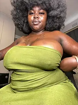 Honeycoco0211 online show from 04.12.26