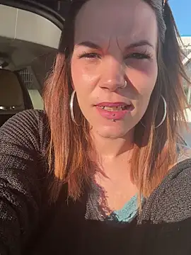 Lady Knaller online show from 03.08.25