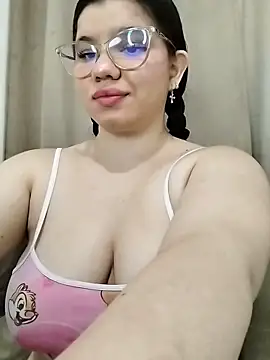 Snapshot of Danzel1105 chatting on 02.19.26 Danzel1105 online show from 02.19.26