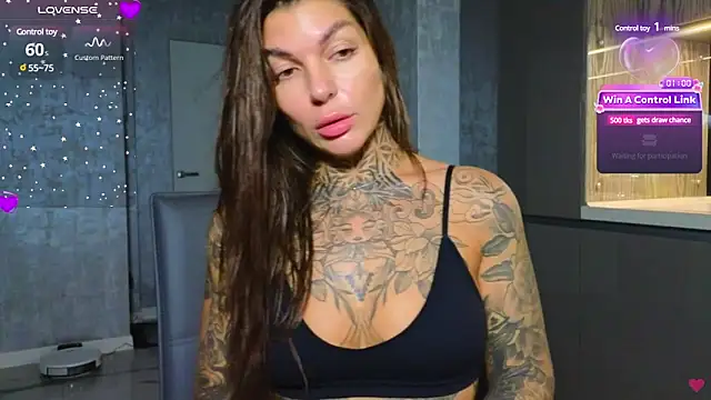 tattooedBabyy online show from 01.15.25