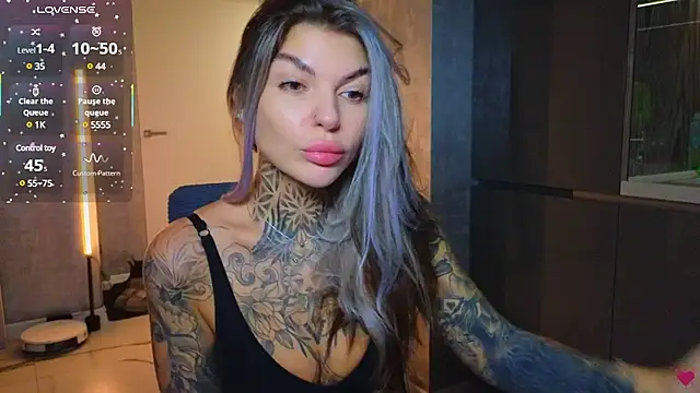 tattooedBabyy online show from 03.12.25