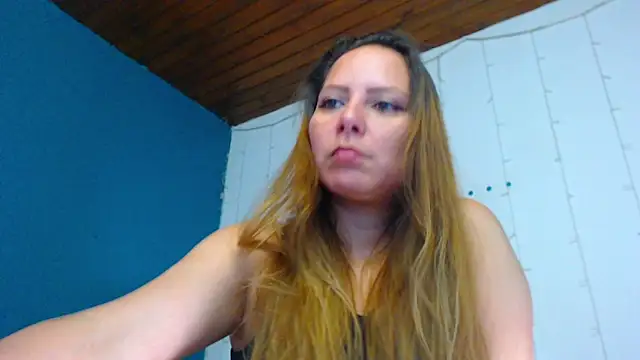 camila delarosa online show from 01.13.25