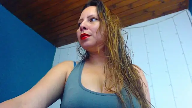 camila delarosa online show from 02.06.25