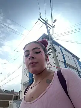 Dalila Thoms online show from 03.09.25